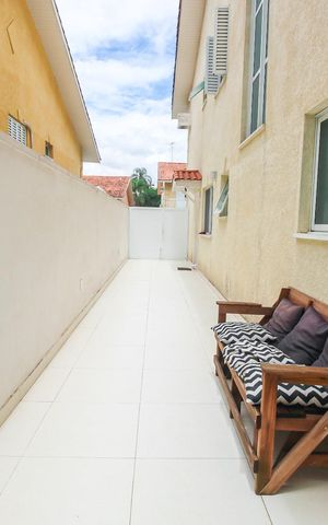 Casa de condomínio à venda com 165m², 3 quartos e 2 vagas Casa de condomínio à venda com 165m², 3 quartos e 2 vagasQuintal