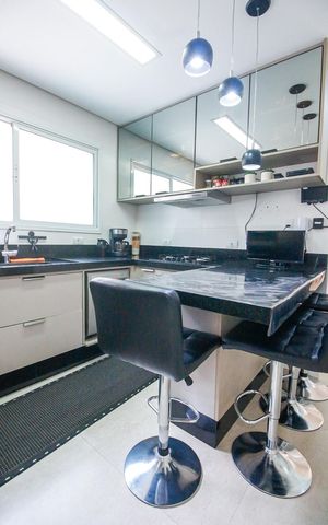 Casa de condomínio à venda com 165m², 3 quartos e 2 vagas Casa de condomínio à venda com 165m², 3 quartos e 2 vagasCozinha