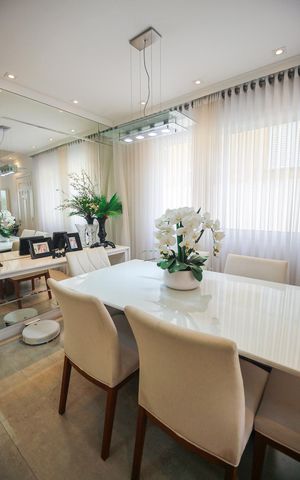 Casa de condomínio à venda com 165m², 3 quartos e 2 vagas Casa de condomínio à venda com 165m², 3 quartos e 2 vagasSala