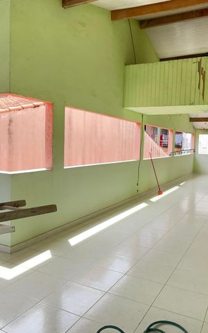 Casa à venda com 299m², 3 quartos e 2 vagasQuintal