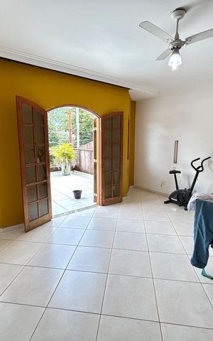 Casa à venda com 299m², 3 quartos e 2 vagasQuarto Suíte