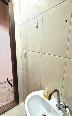 Casa à venda com 299m², 3 quartos e 2 vagasBanheiro 2