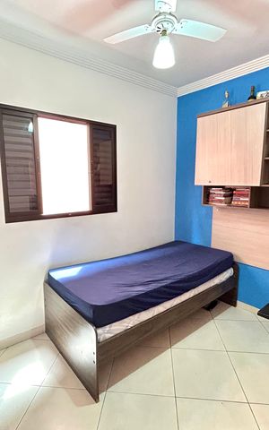 Casa à venda com 299m², 3 quartos e 2 vagasQuarto 1