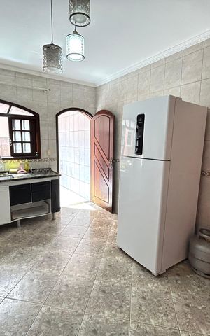 Casa à venda com 299m², 3 quartos e 2 vagasCozinha