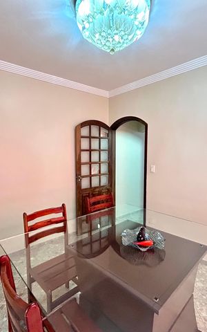 Casa à venda com 299m², 3 quartos e 2 vagasCopa
