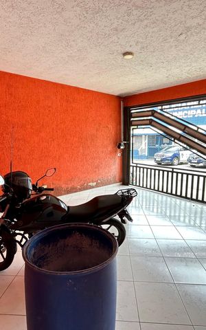 Casa à venda com 299m², 3 quartos e 2 vagasGaragem