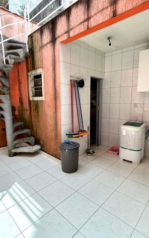 Casa à venda com 299m², 3 quartos e 2 vagasÁrea de Serviço