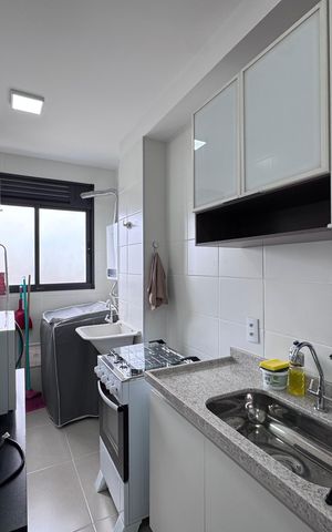 Apartamento à venda com 50m², 2 quartos e 1 vaga Apartamento à venda com 50m², 2 quartos e 1 vagaCozinha e Área de Serviço