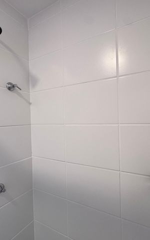 Apartamento à venda com 50m², 2 quartos e 1 vaga Apartamento à venda com 50m², 2 quartos e 1 vagaBanheiro Social