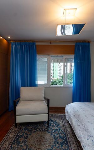 Apartamento à venda com 195m², 3 quartos e 2 vagas Apartamento à venda com 195m², 3 quartos e 2 vagasQuarto 3 Suíte