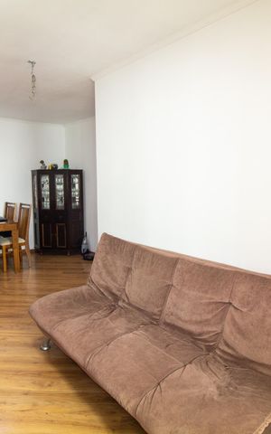 Apartamento à venda com 76m², 2 quartos e 1 vaga Apartamento à venda com 76m², 2 quartos e 1 vagaSala