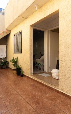 Casa para alugar com 250m², 3 quartos e sem vaga Casa para alugar com 250m², 3 quartos e sem vagaQuintal