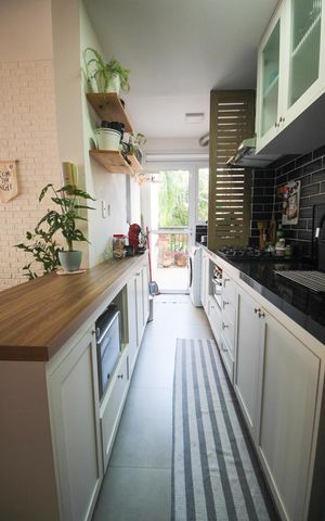 Apartamento à venda com 84m², 2 quartos e 1 vagaCozinha e Área de Serviço
