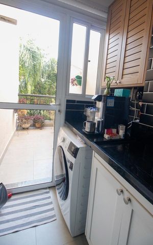 Apartamento à venda com 84m², 2 quartos e 1 vagaÁrea de Serviço