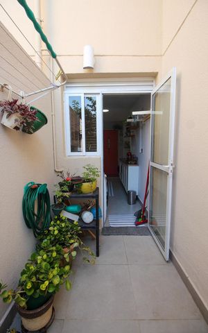Apartamento à venda com 84m², 2 quartos e 1 vagaÁrea de Serviço