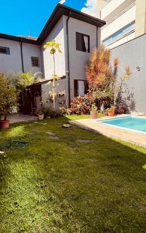 Casa para alugar com 190m², 3 quartos e 3 vagas Casa para alugar com 190m², 3 quartos e 3 vagasÁrea externa