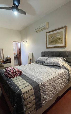 Casa para alugar com 190m², 3 quartos e 3 vagas Casa para alugar com 190m², 3 quartos e 3 vagasQuarto