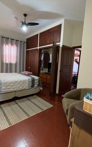 Casa para alugar com 190m², 3 quartos e 3 vagas Casa para alugar com 190m², 3 quartos e 3 vagasQuarto