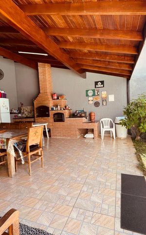Casa para alugar com 190m², 3 quartos e 3 vagas Casa para alugar com 190m², 3 quartos e 3 vagasÁrea externa