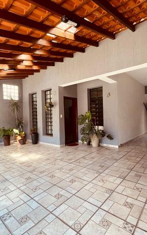 Casa para alugar com 190m², 3 quartos e 3 vagas Casa para alugar com 190m², 3 quartos e 3 vagasÁrea externa