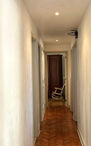 Apartamento à venda com 132m², 4 quartos e 1 vaga