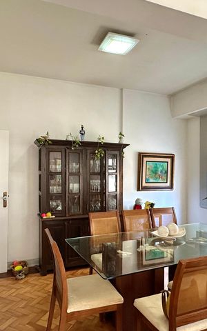Apartamento à venda com 132m², 4 quartos e 1 vaga