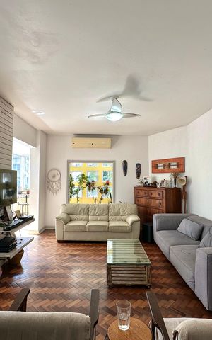 Apartamento à venda com 132m², 4 quartos e 1 vaga