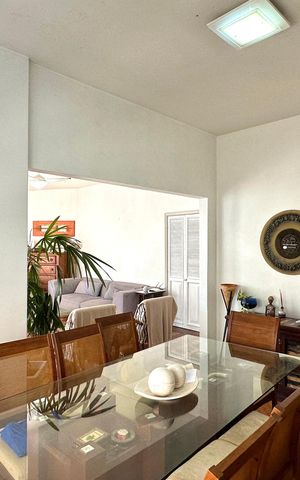 Apartamento à venda com 132m², 4 quartos e 1 vaga