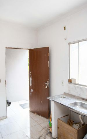 Casa para alugar com 20m², 1 quarto e sem vagaSala/cozinha