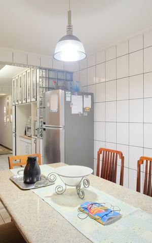 Casa à venda com 175m², 4 quartos e 1 vagaCopa