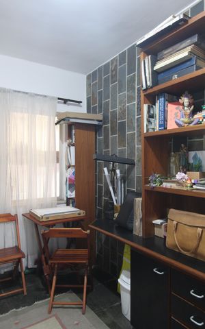 Casa de condomínio à venda com 229m², 5 quartos e 2 vagasEscritório