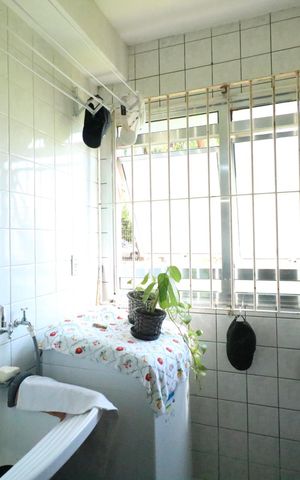 Apartamento à venda com 47m², 2 quartos e 1 vaga Apartamento à venda com 47m², 2 quartos e 1 vagaCozinha e Área de Serviço