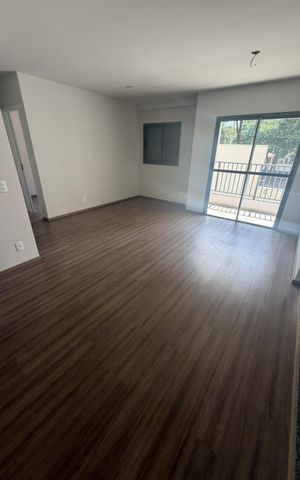 Apartamento à venda com 54m², 2 quartos e 1 vaga Apartamento à venda com 54m², 2 quartos e 1 vagaSala