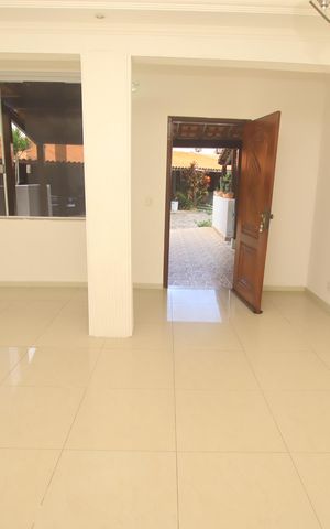 Casa de condomínio para alugar com 135m², 3 quartos e 2 vagasSala