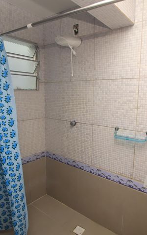 Casa de condomínio para alugar com 135m², 3 quartos e 2 vagasBanheiro da Suíte