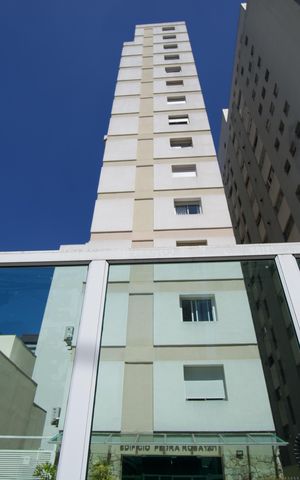 Apartamento à venda com 80m², 2 quartos e 1 vaga Apartamento à venda com 80m², 2 quartos e 1 vagaFachada do Prédio
