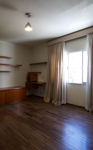 Apartamento à venda com 80m², 2 quartos e 1 vaga Apartamento à venda com 80m², 2 quartos e 1 vagaSala