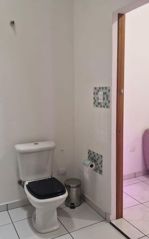 Casa à venda com 664m², 10 quartos e 6 vagas Casa à venda com 664m², 10 quartos e 6 vagasCasa 1