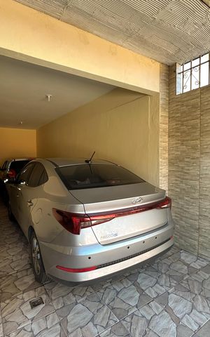 Casa à venda com 228m², 5 quartos e 2 vagas