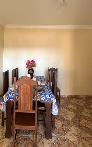 Casa à venda com 228m², 5 quartos e 2 vagas