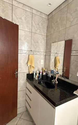 Casa à venda com 228m², 5 quartos e 2 vagas