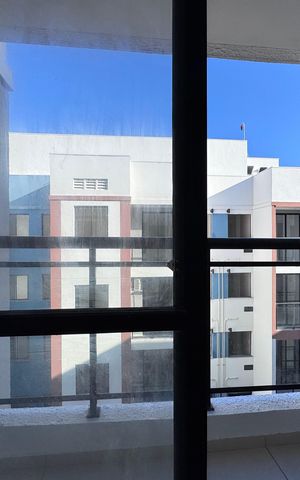 Apartamento à venda com 48m², 2 quartos e 1 vaga Apartamento à venda com 48m², 2 quartos e 1 vagaVaranda