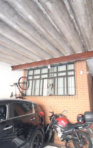 Casa à venda com 138m², 2 quartos e 2 vagasGaragem