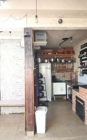 Casa à venda com 138m², 2 quartos e 2 vagasChurrasqueira