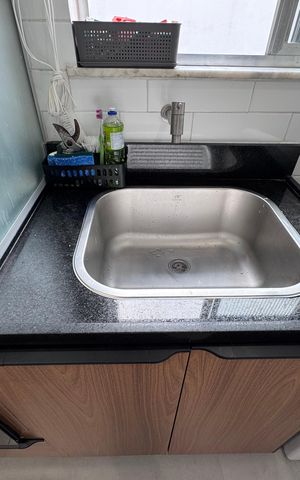 Apartamento à venda com 83m², 3 quartos e 1 vaga Apartamento à venda com 83m², 3 quartos e 1 vagaCozinha e Área de Serviço