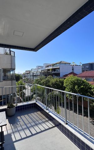Apartamento à venda com 83m², 3 quartos e 1 vaga Apartamento à venda com 83m², 3 quartos e 1 vagaVaranda Suite e quarto 1