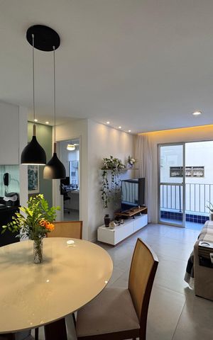 Apartamento à venda com 83m², 3 quartos e 1 vaga Apartamento à venda com 83m², 3 quartos e 1 vagaSala