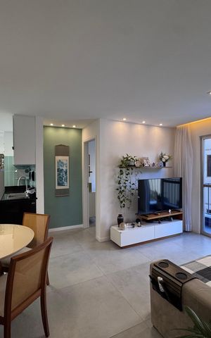 Apartamento à venda com 83m², 3 quartos e 1 vaga Apartamento à venda com 83m², 3 quartos e 1 vagaSala