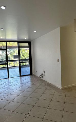 Apartamento à venda com 111m², 3 quartos e 2 vagas Apartamento à venda com 111m², 3 quartos e 2 vagasSala