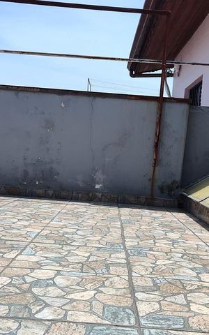Casa à venda com 183m², 3 quartos e 4 vagas Casa à venda com 183m², 3 quartos e 4 vagasÁrea externa